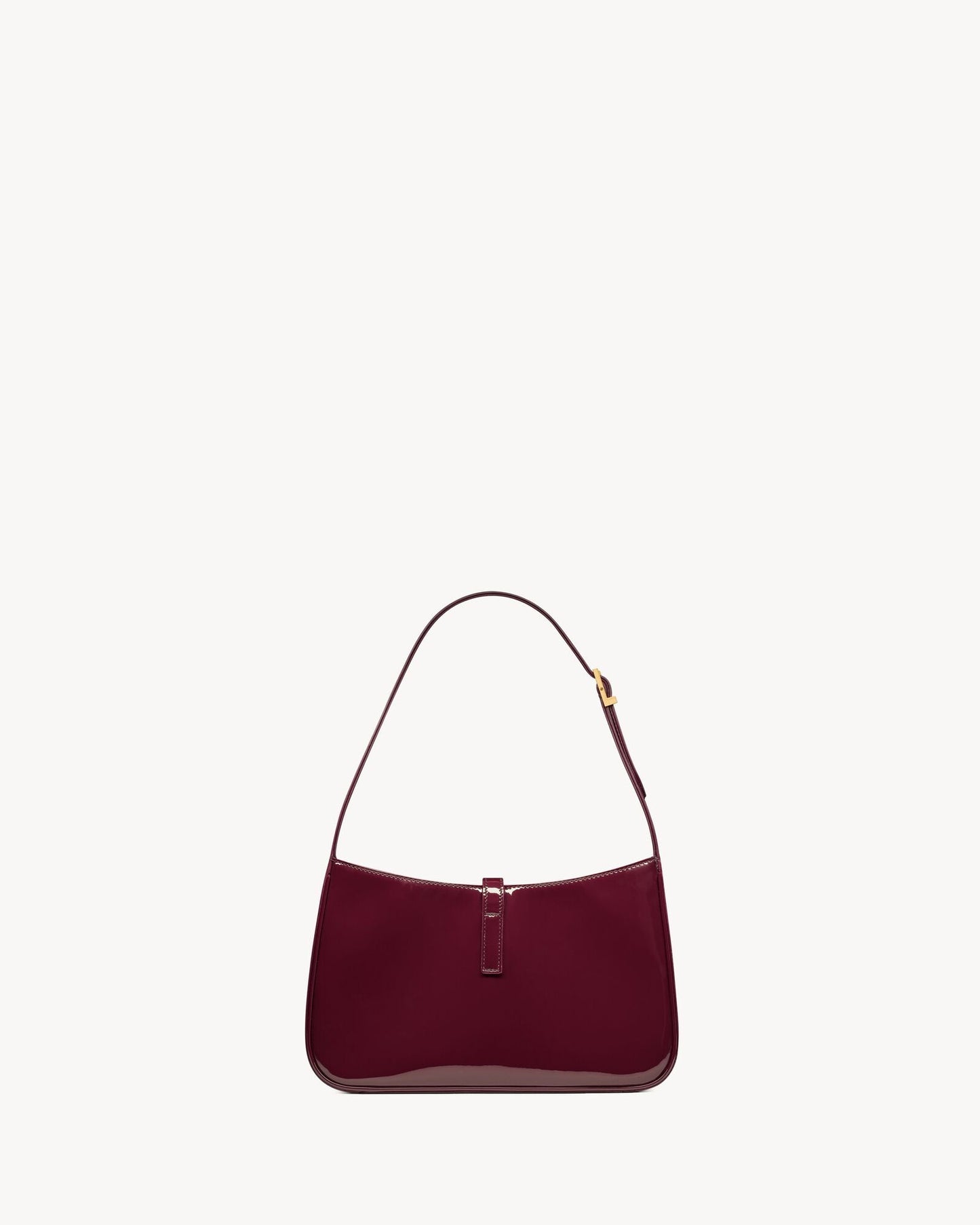 YL -  Le 5 à 7 Patent Leather Hobo – Burgundy Elegance